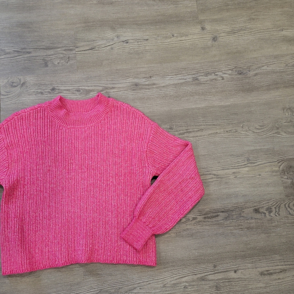 Jessica Simpson Ribbed Knit Sweater Size Medium - Picture 2 of 10